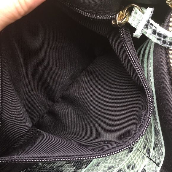 NWT $100 Laura Di Maggio | Leather Snake Print Clutch in Mint Green - Picture 8 of 8